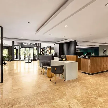 New Airport Hotel