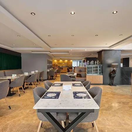 New Airport Hotel