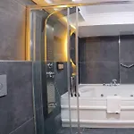 New Airport Hotel *